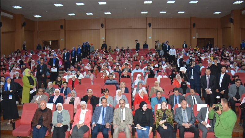 جانب من الفاعليات