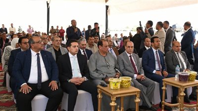 وزير التنمية المحلية ومحافظ الفيوم يضعان حجر الأساس لمشروع المجمع الصناعي 
