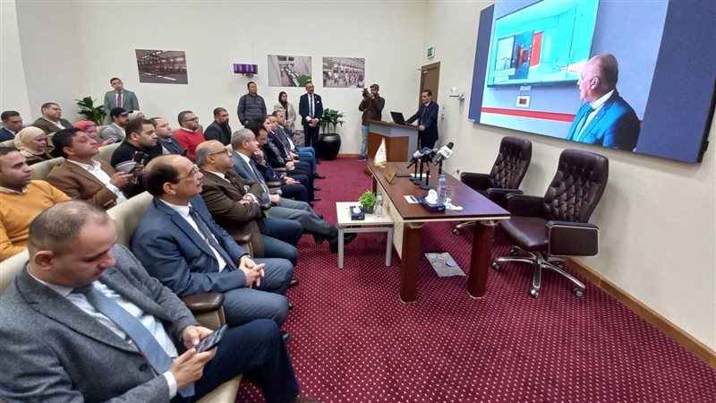 افتتاح مكاتب السجل
