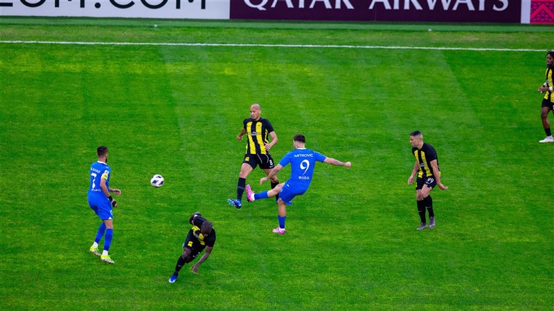 الهلال يضرب اتحاد