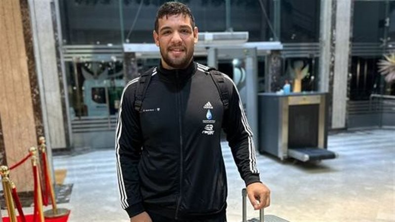 عبد اللطيف منيع لاعب