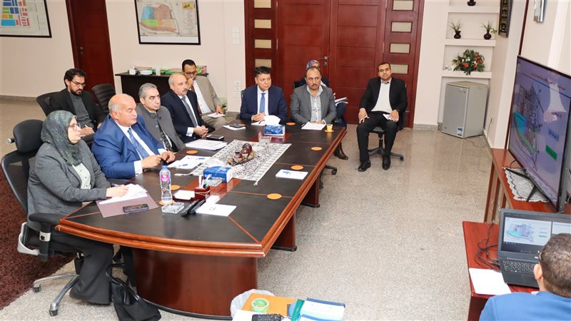 رئيس التنمية الصناعية،