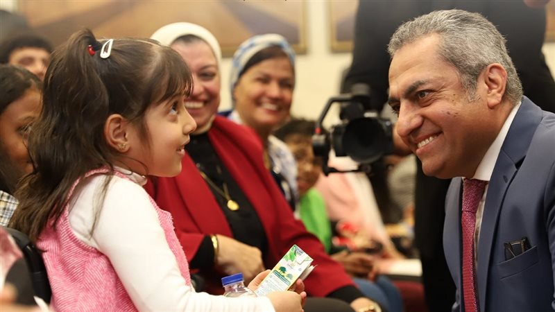 خالد عباس،فيتو