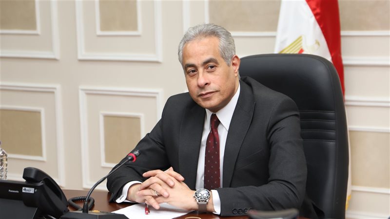حسن شحاتة وزير العمل،فيتو