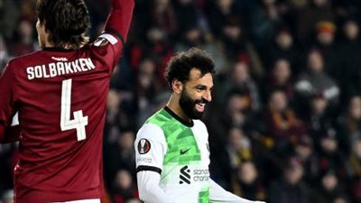 موقف محمد صلاح من المشاركة أمام سبارتا براج بالدوري الأوروبي 