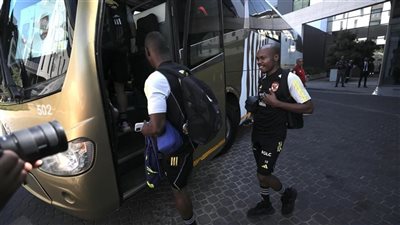 نهائي كأس مصر، موعد وصول حافلة الأهلى لملعب الأول بارك لخوض مباراة الزمالك