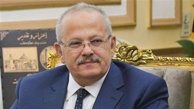 براءة رئيس جامعة القاهرة من اتهامه بعدم تنفيذ بعض الأحكام القضائية
