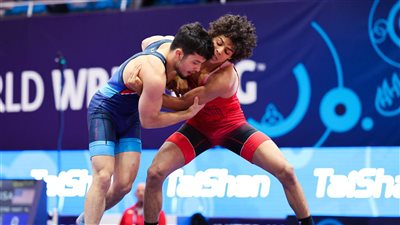 المصارعة المصرية فى خطر.. مخطط لهروب جماعى بعد «باريس».. والاتحاد يستغيث بالوزير.. حرب السماسرة تشتعل لخطف أبطال اللعبة.. وأزمة بدل السفر والمعسكرات فى صدارة المشهد