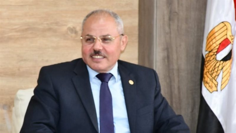 الدكتور ناصر مندور