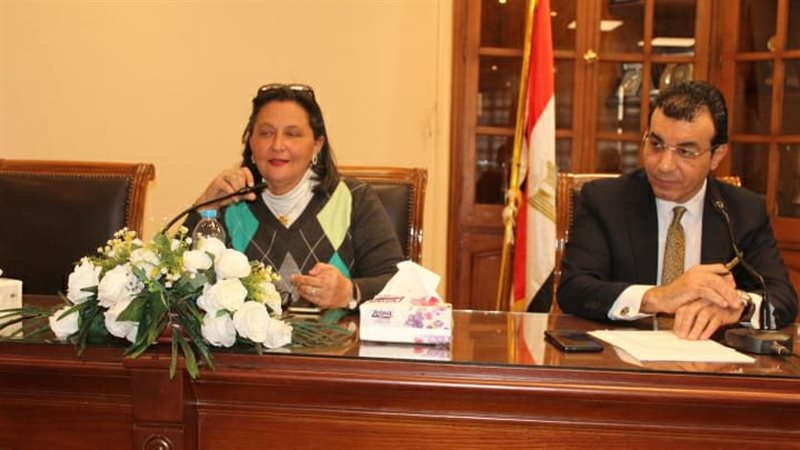 جامعة عين شمس، فيتو