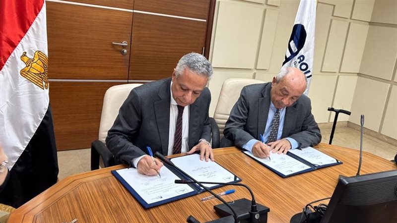نقيب المهندسين يوقع