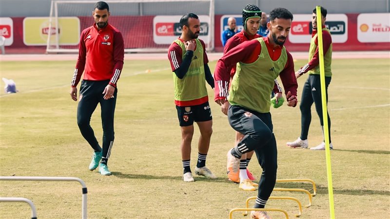 احمد عبد القادر لاعب