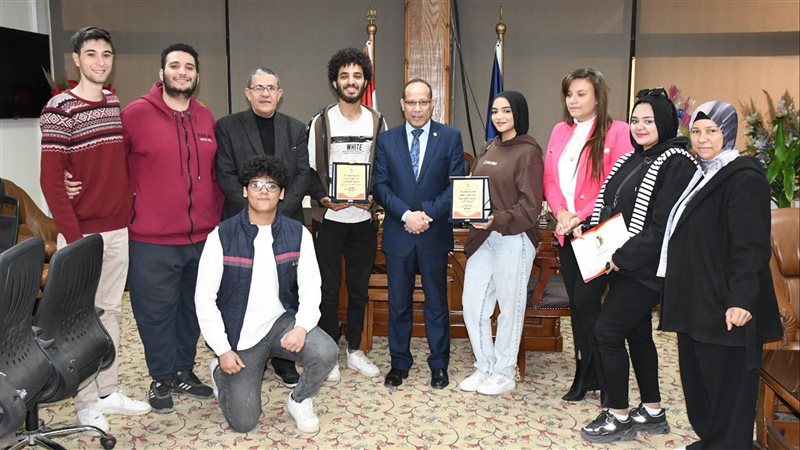 جانب من استقبال الطلاب،