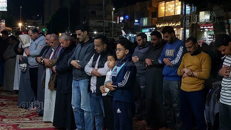 اقبال الناس في اول