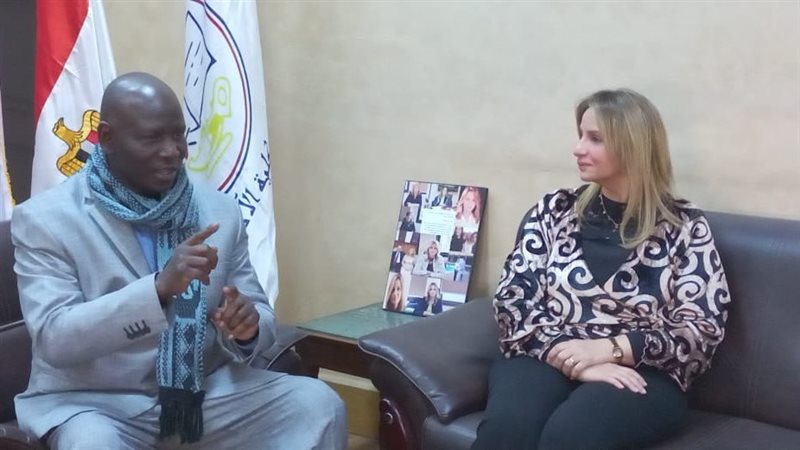 جامعة عين شمس، فيتو