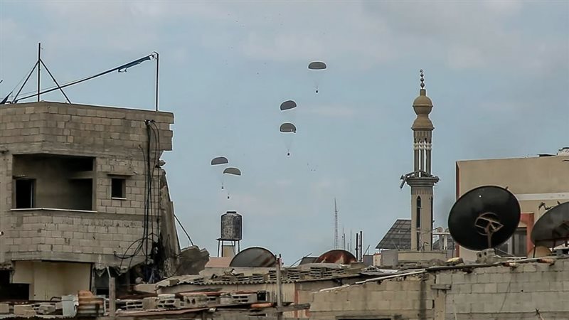 إنزال مساعدات جوا
