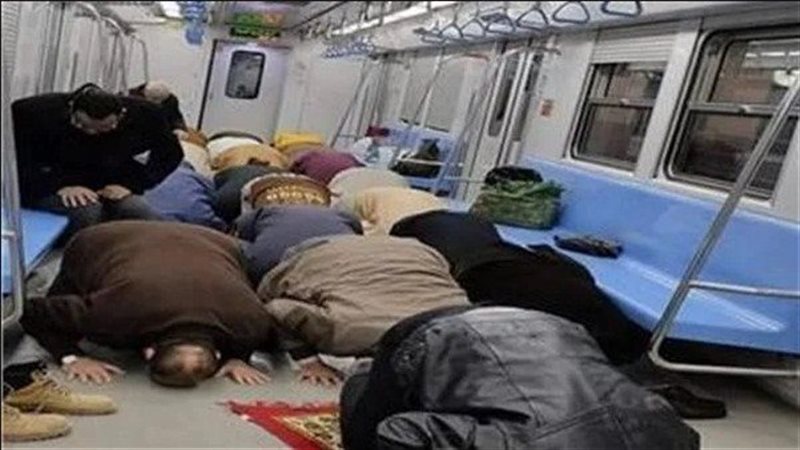 حكم صلاة التراويح