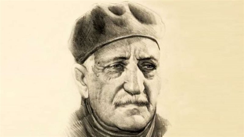 الاديب عباس محمود