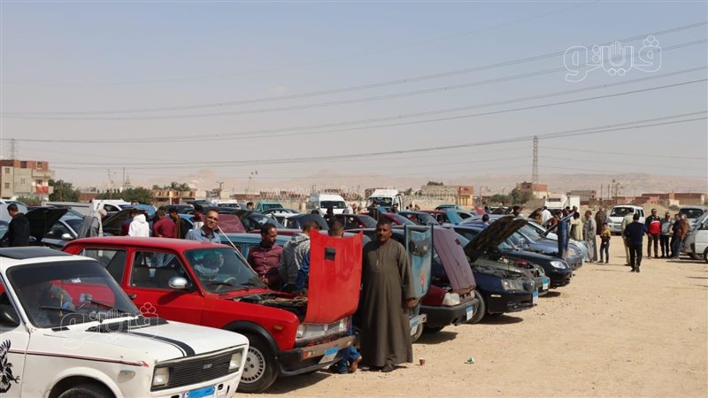 سوق السيارات المستعملة