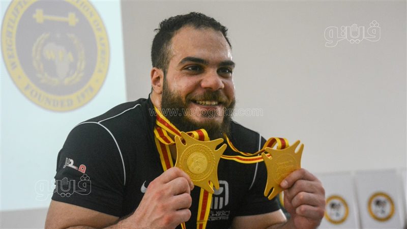 كريم كحلة بطل رفع