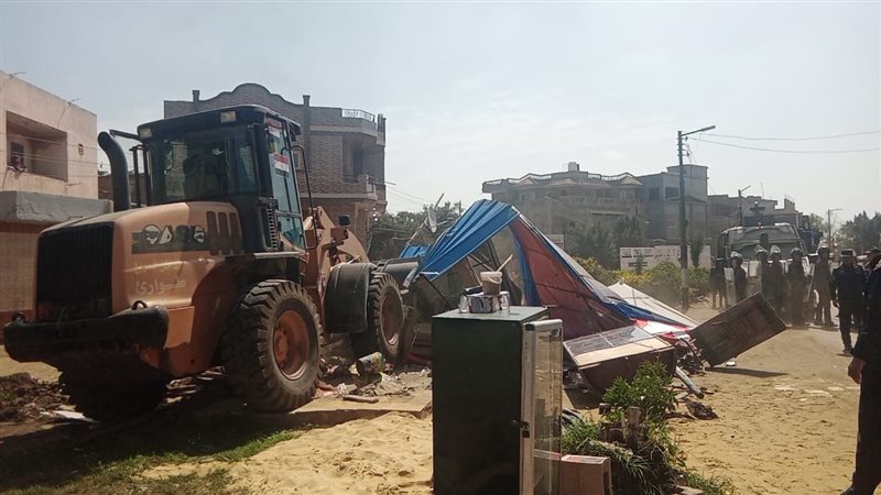 محافظ الغربية يتابع