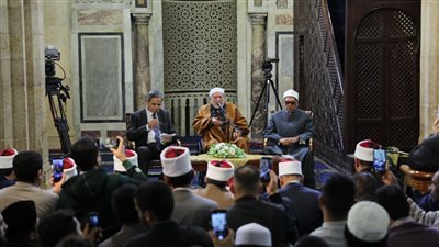 أحمد عمر هاشم: الأزهر مستمر في نشر رسالته الوسطية وحفاظه على الأمن الفكري للأمة