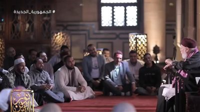 علي جمعة يوضح حكم ارتداء الرجال للخواتم والحظاظات وإطالة الشعر وعمل «ديل حصان» 