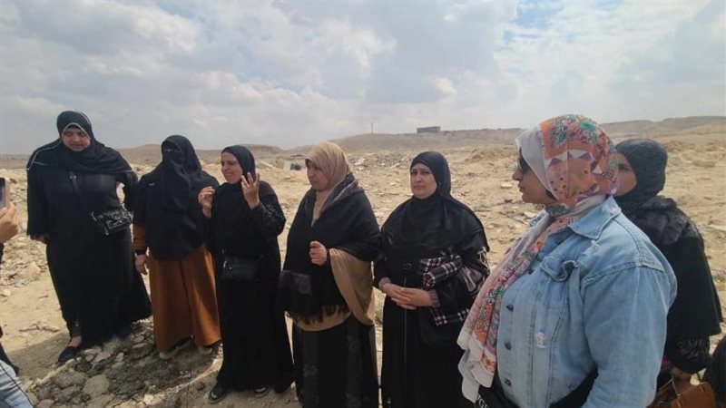 وصول أسرة ممرضة اكتوبر