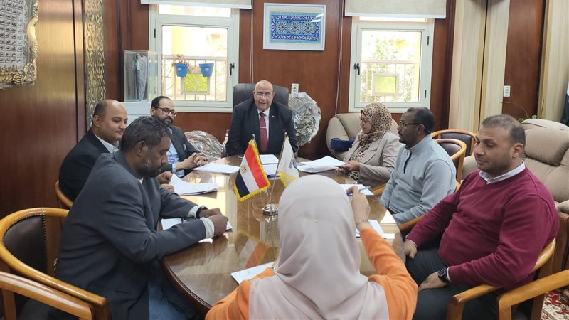 مجلس جامعة الأقصر،فيتو