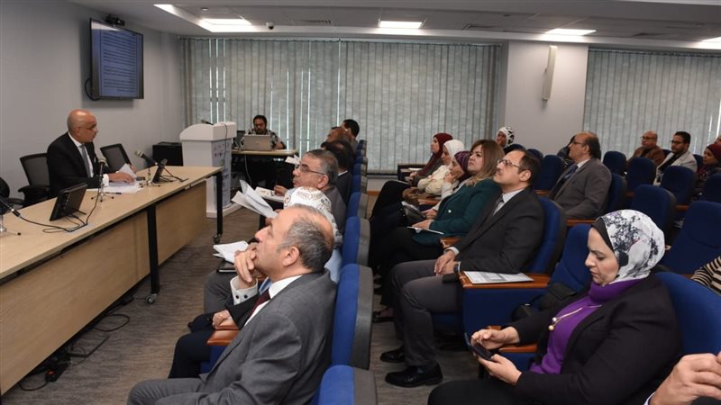 جامعة عين شمس، فيتو