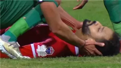 طبيب معالج لأحمد رفعت: حالة اللاعب في تحسن وما زال في العناية المركزة ولم يتحدث مع أحد