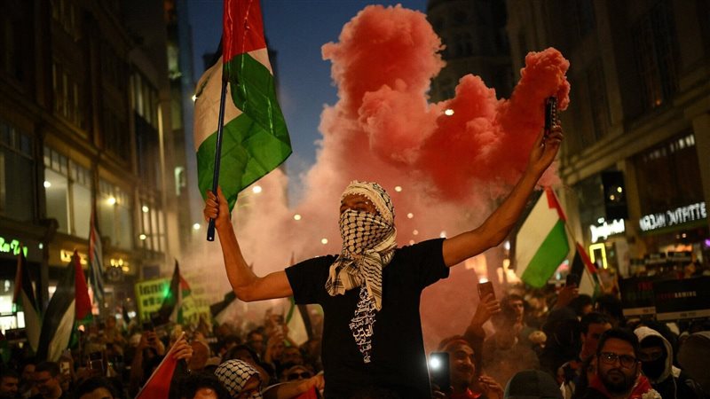  تظاهرة حاشدة للمطالبة