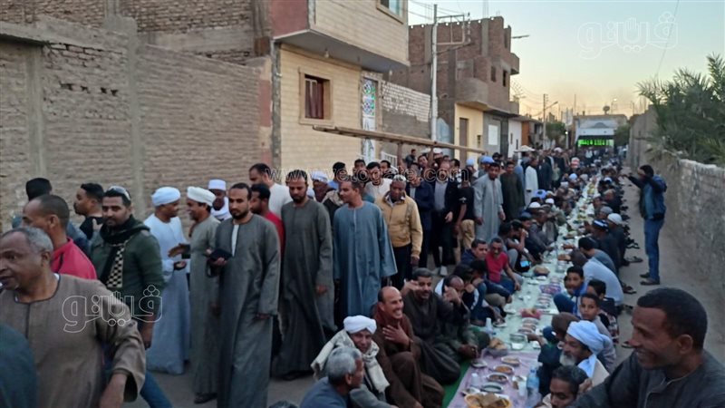 أطول مائدة إفطار،