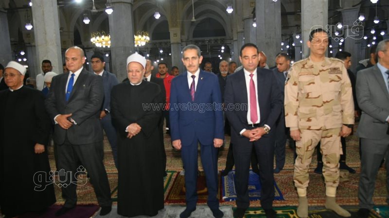 أدى الدكتور طارق
