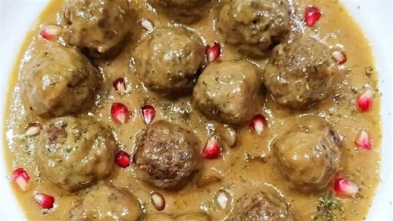 كرات اللحم بصوص المشروم،