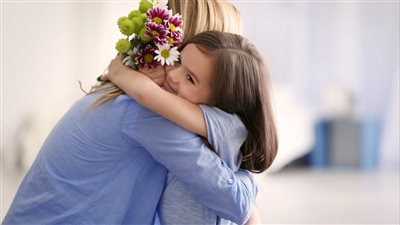 عيد الأم 2024، اتيكيت تقديم هدايا عيد الأم، ست الحبايب في يومها