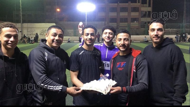 طبق بيض جائزة رجل