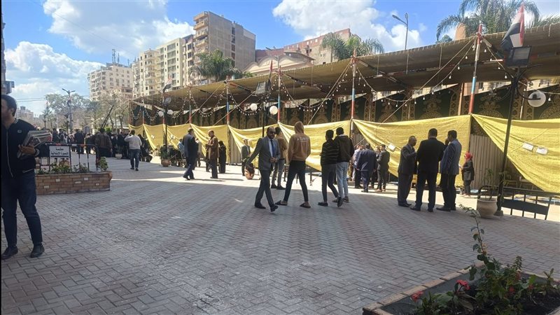 اقبال متوسط في انتخابات