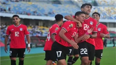 بعد تدخل بركات لدى ميكالي، حمزة والدبيس يغادران معسكر المنتخب الأولمبي للانضمام للأهلي 