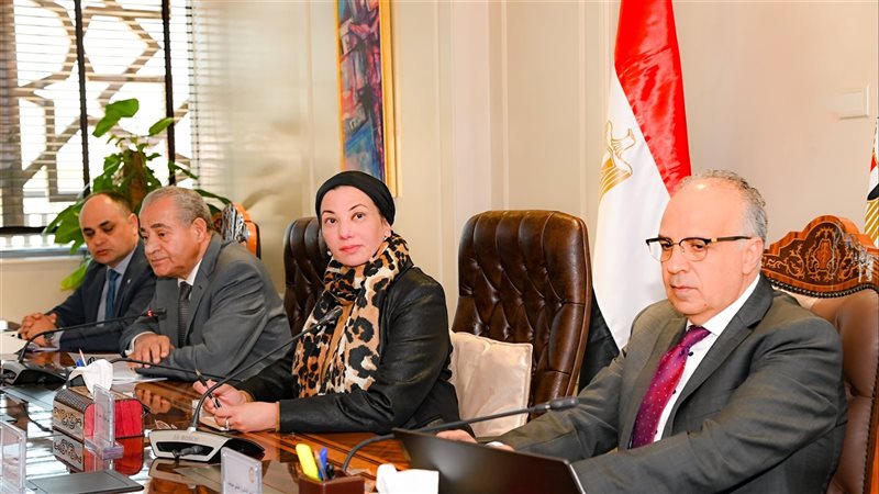 وزراء البيئة والري