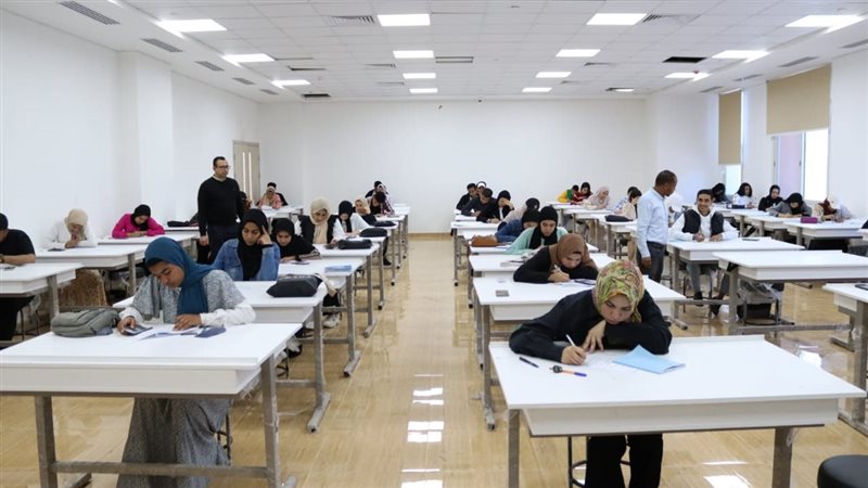 امتحانات الميدتيرم،