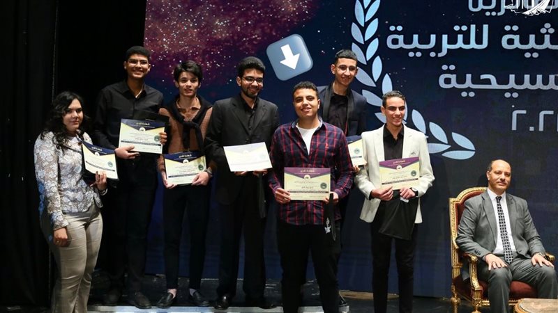 الفالفائزون في المسابقة