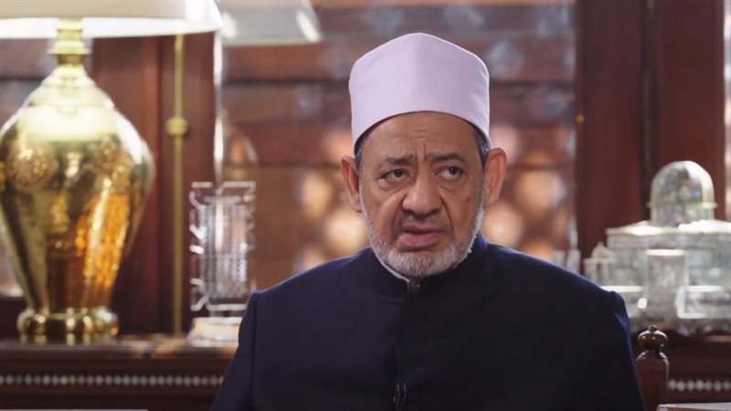 الدكتور أحمد الطيب