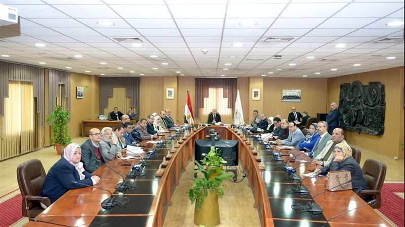 جامعة المنصورة، فيتو