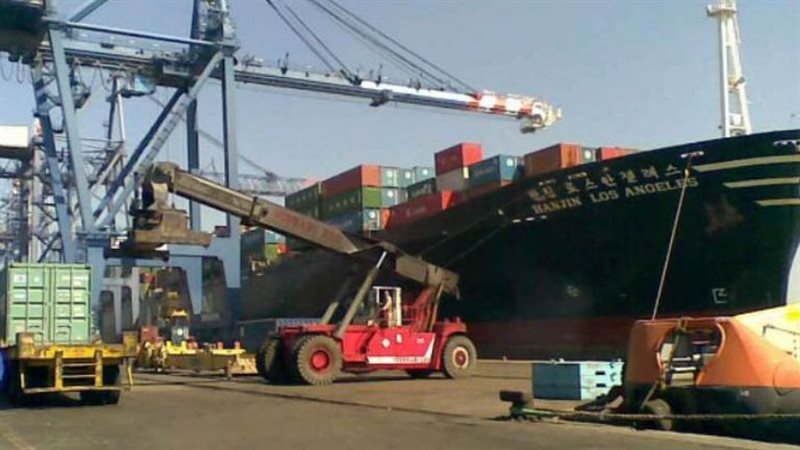 البضائع في الجمارك،