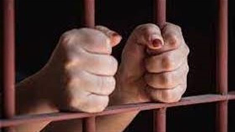 استمرار حبس سيدة،