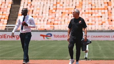 كولر يعاين ملعب بنجامين مكابا قبل مباراة سيمبا غدًا 