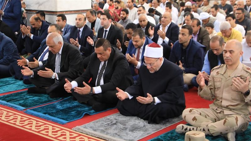 جانب من الافتتاح،