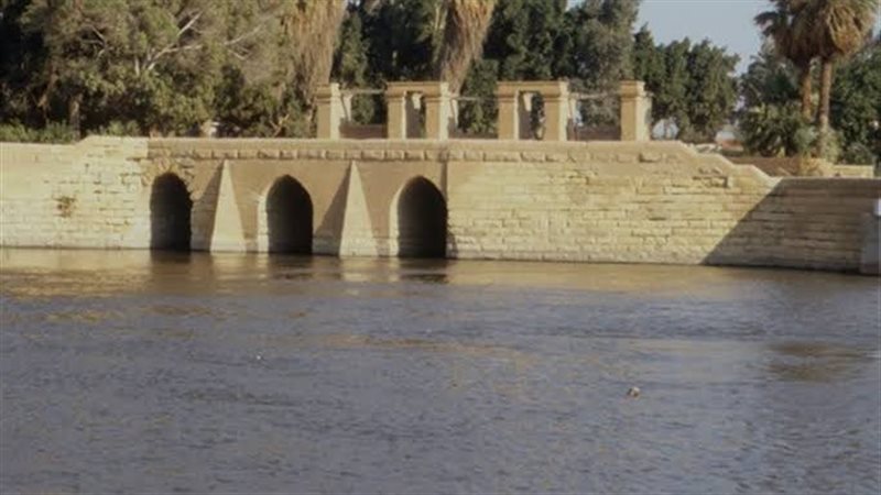 بئر النحاس أمام قناطر