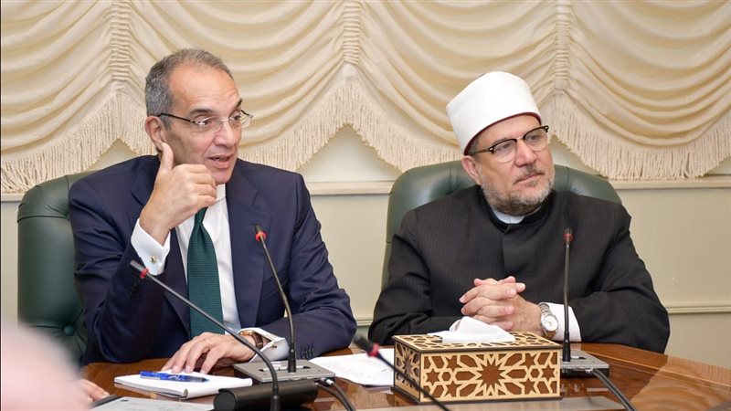 وزير الأوقاف ووزير